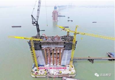 沪通长江大桥 中国“最长最高”纪录的工程奇迹与技术突破